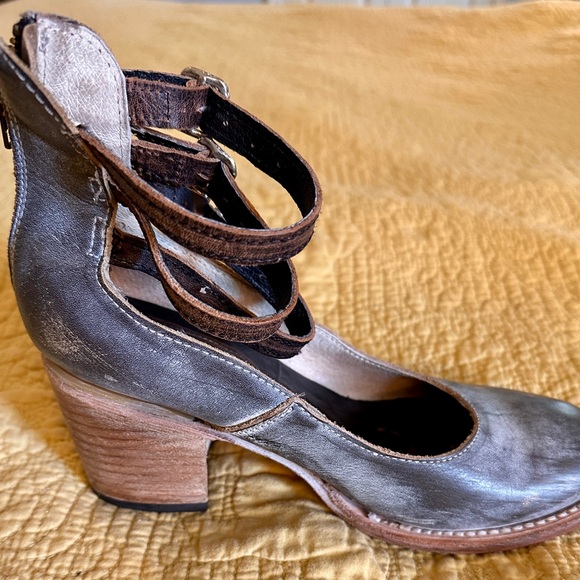Freebird by Steven Brown Leather Heels - Picture 5 of 7